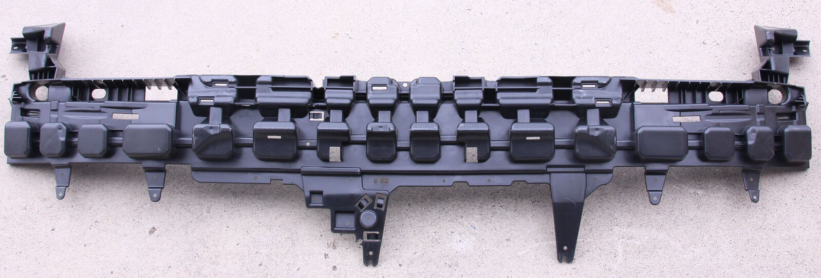 Genuine GM Rear Bumper Fascia Energy Absorber 84667437 2019-2024 ...