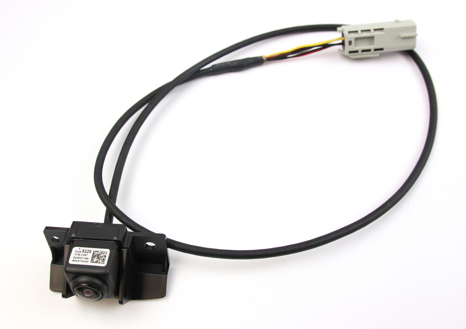Xtrons Wired Rear View Reversing Camera Kit For Holden Commodore VE VF Sedan, UTE, Wagon & Calais