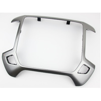 NEW GENUINE 23136583 2014-2019 Chevrolet Silverado Centre Radio Bezel Trim Silver