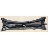 NEW GENUINE 84154468 Air Inlet Grille Panel Assembly 2016-2024 Chevrolet Camaro 2SS ZL1