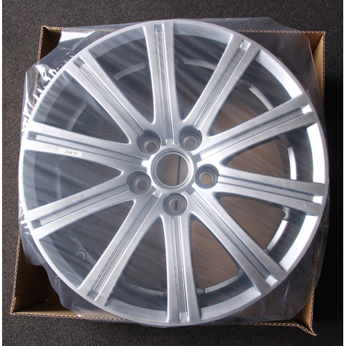 NEW GENUINE HSV REAR WHEEL RIM VE VE1 Senator Chrome Shadow 19" x 9.5" 10B-060802-C