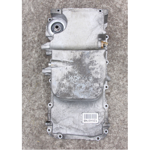 USED Holden VE VF Commodore V8 Engine Oil Pan Sump *DAMAGED PLUG* SS SSV LS3 LS2 Redline 12640748