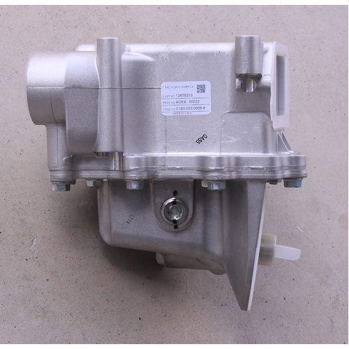 NEW GENUINE GM 2017-2019 Chevrolet Silverado 2500 3500 6.6L Engine Oil Cooler Assembly 12678318