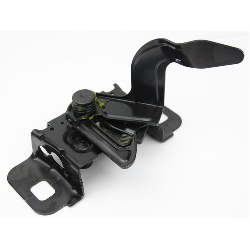 NEW GENUINE GM 85574826 Bonnet Hood Latch Assembly 2015-2019 Chevrolet Silverado 2500 3500